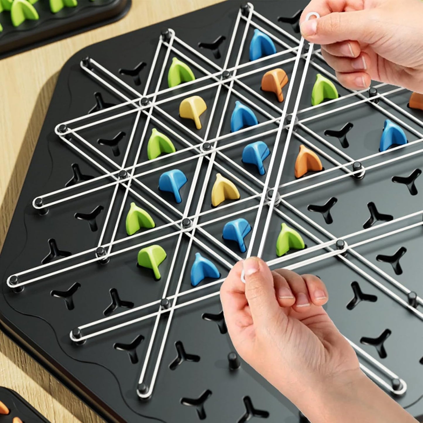 Gummiband-Schach Denkspiel