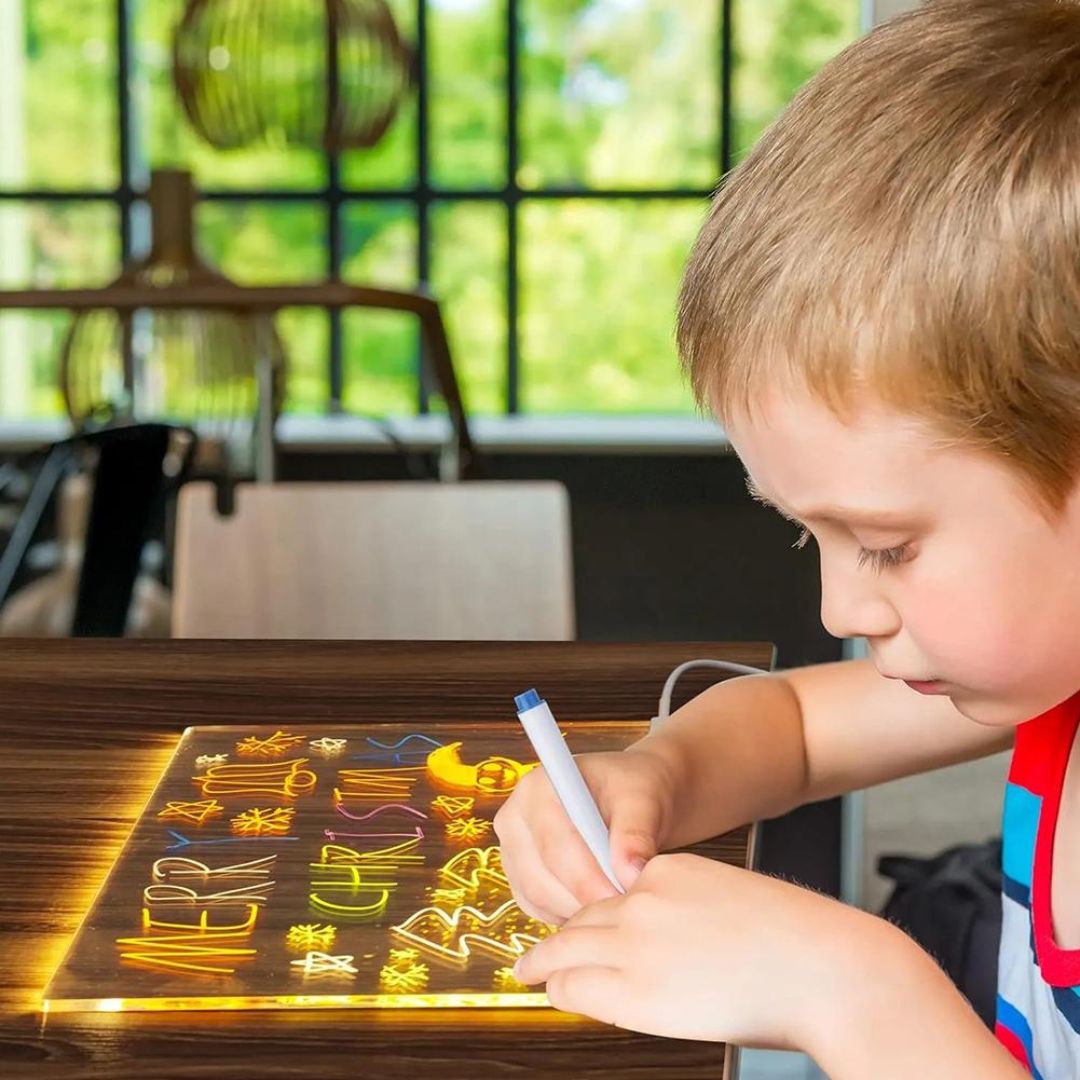 Leuchtendes LED Zeichenbrett für Kinder