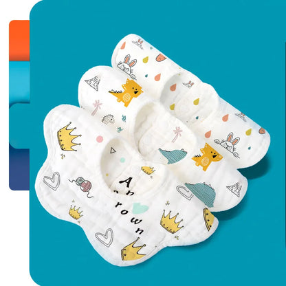 Baby Lätzchen aus Musselin – Weiche Spucktücher mit süßen Motiven