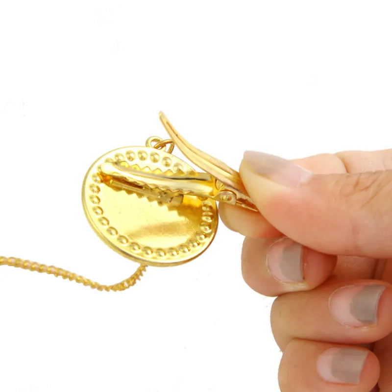 Personalisierter Goldschnuller mit Kette für Babies