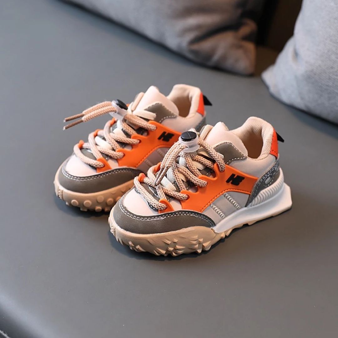 Moderne Kinder Sportschuhe – Stylischer Look mit Komfort und Stabilität
