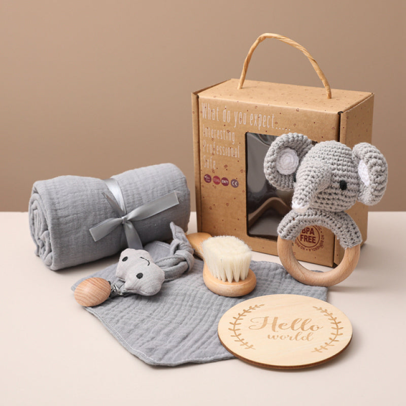 Baby Set mit Strickrassel und Decke – Für die frühkindliche Entwicklung