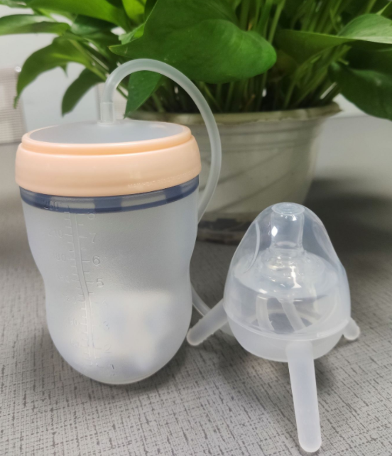 Silicone Baby-Flaschentrainer – Lernflasche für Babys