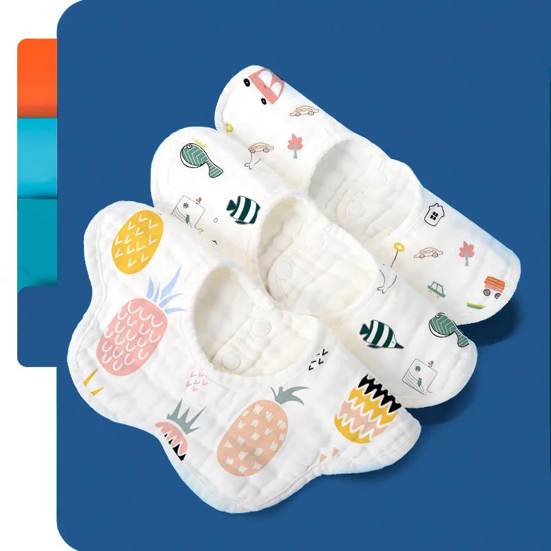 Baby Lätzchen aus Musselin – Weiche Spucktücher mit süßen Motiven