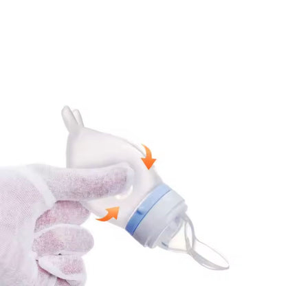 Silikon Quetschflasche für Babys – Fütterlöffel mit Skala