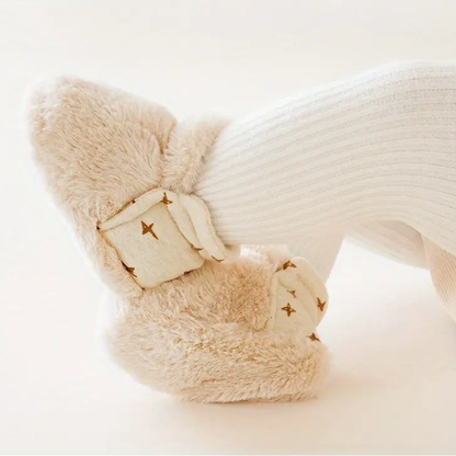 Flauschige Sockenschuhe für Babys