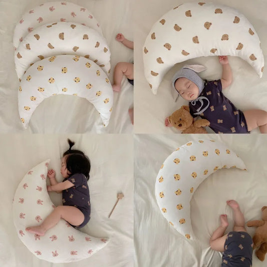 Mondförmiges Kissen für Babys – weiches Kuschelkissen zum Schlafen