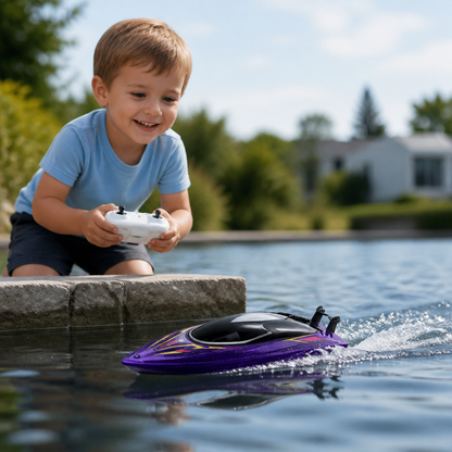 Elektrisches Rennboot für rasanten Wasserspaß im Sommer