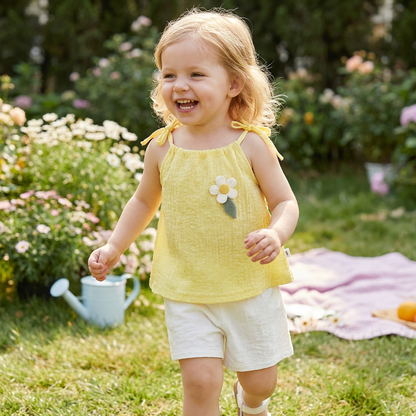 Sommerliches 2-teiliges Mädchen-Set im Koreanischen Stil – Blumen-Trägeroberteil mit Shorts