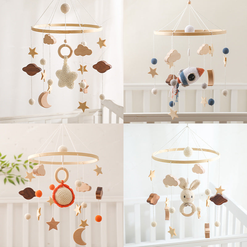 Handgemachtes Baby-Mobile aus Holz & gehäkelten Anhängern – Beruhigendes Bettspielzeug für Neugeborene