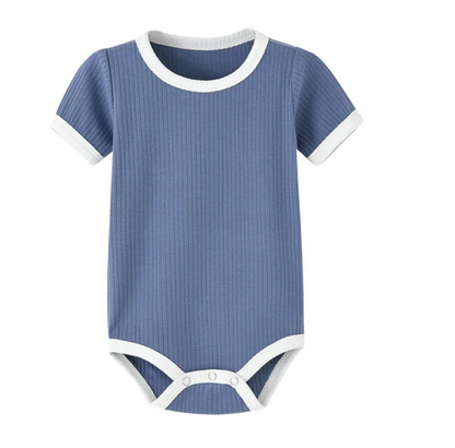 Baby-Strampler mit Kontrastnähten – Kurzarm-Body aus Rippstoff in bunten Farben