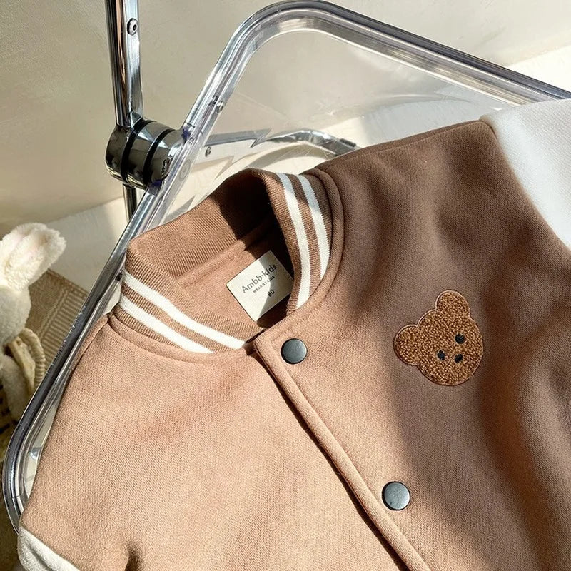 Warme Baseballjacke für Kleinkinder mit Teddy-Motiv