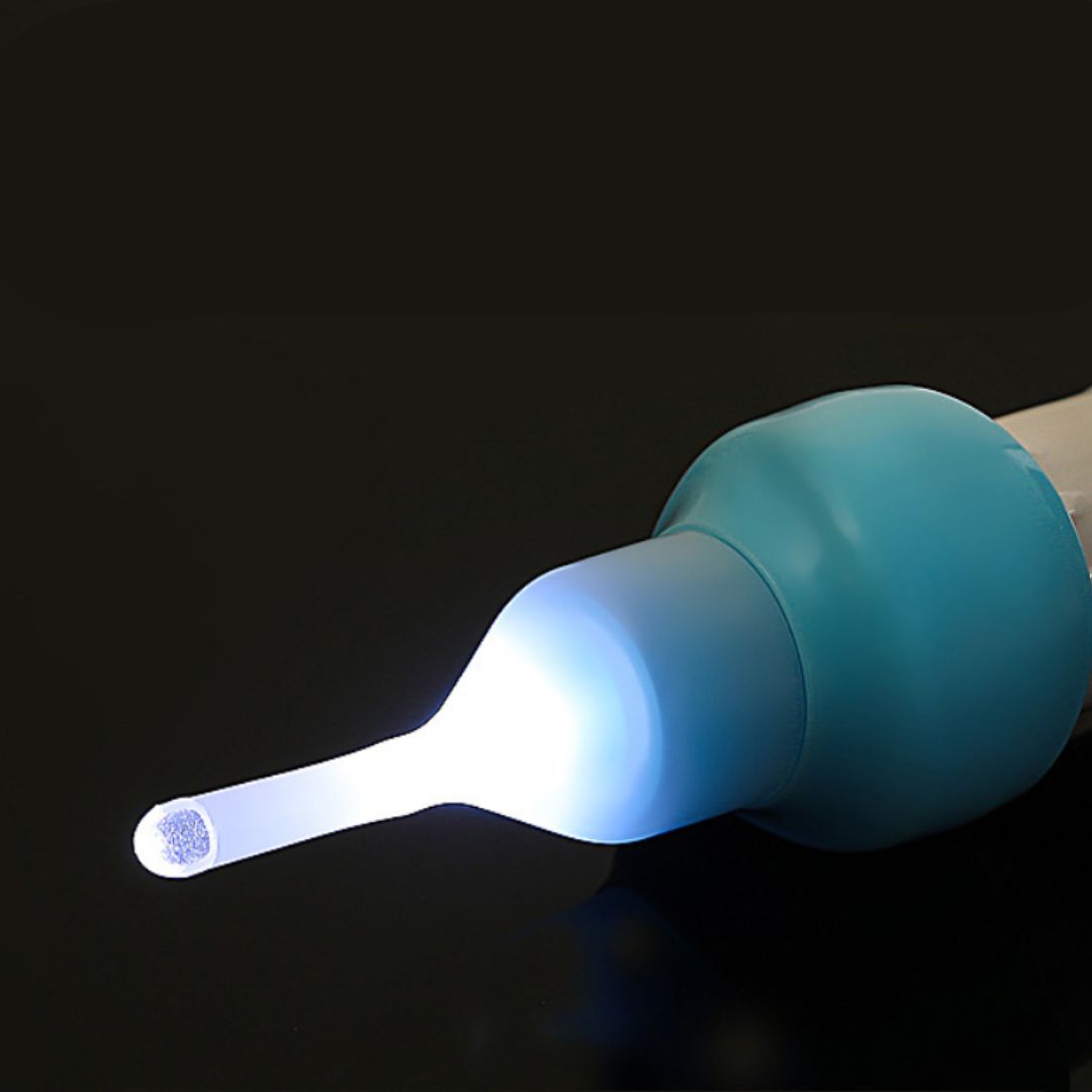 Ohrreiniger mit LED Licht für Kinder – Sanfte Ohrenpflege für Babys & Kleinkinder