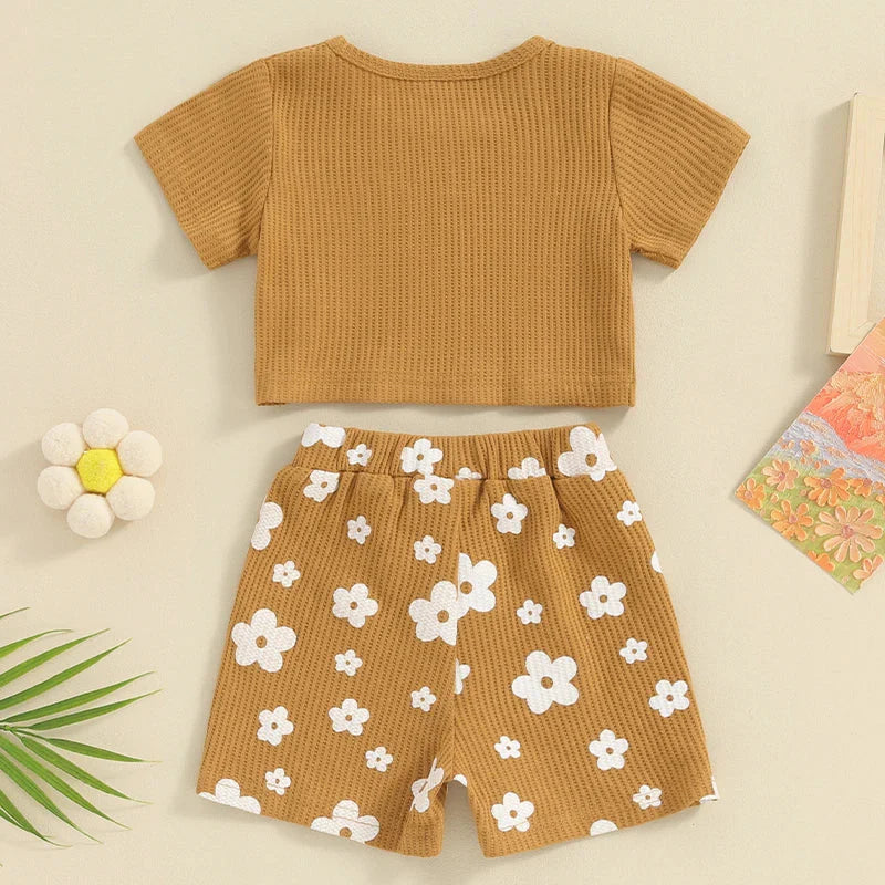 Sommer-Set für Baby-Mädchen – Zweiteiliges Outfit mit Blumenprint und Kurzarmshirt