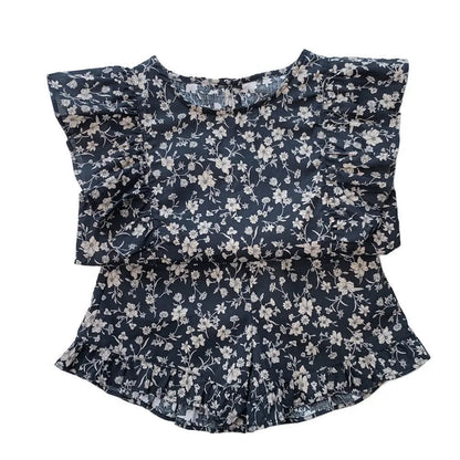 Blumenglück – Kinderkleid mit Rüschen und Blumenmuster