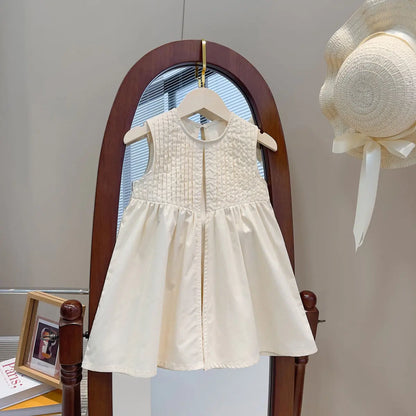 Mädchenkleid ohne Ärmel – Elegantes Sommerkleid mit Falten und Rückenverschluss