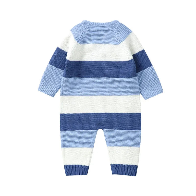 Strick-Strampler für Babys – Warm und Bequem mit Knöpfen