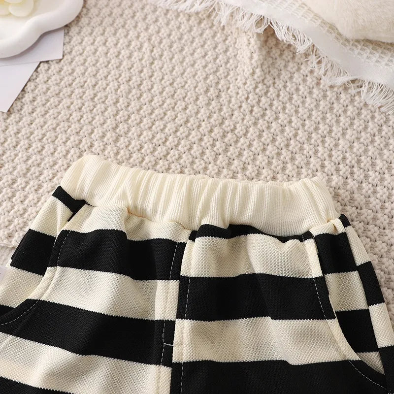 Streifenspaß – Baumwollkleid Set mit Bärenapplikation für Kinder