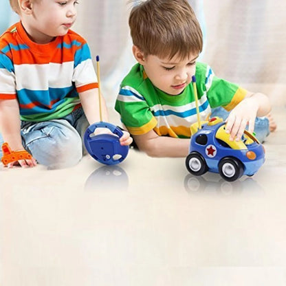 Fröhliches Polizei-Rennspielzeugauto mit Fernbedienung | Spaß für Kinder