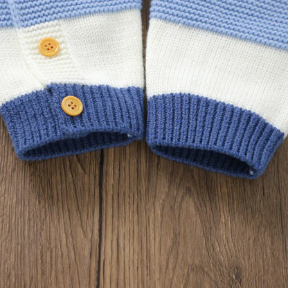 Strick-Strampler für Babys – Warm und Bequem mit Knöpfen