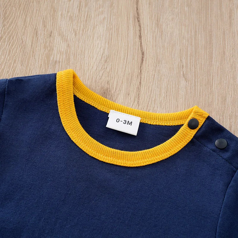 Baby Pyjama-Bodysuit mit Elefanten-Design – Kurzärmelig und Bequem