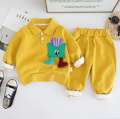 Niedliches Pommes-Design Kinder-Outfit – Zweiteiliges Set mit Sweatshirt und Hose