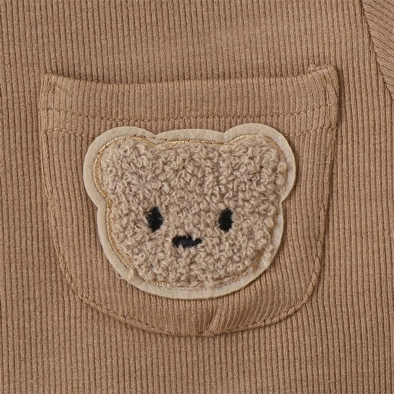 Sommer-Outfit für Babys – Zweiteiliges Set mit süßem Bärchen-Patch