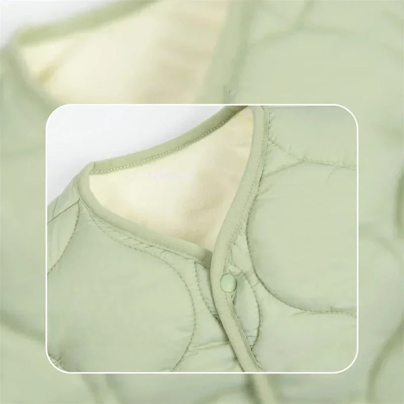 Für Jungen & Mädchen – Weicher Bodywarmer in Pastellfarben – Leichte Weste in Pink, Beige und Grün