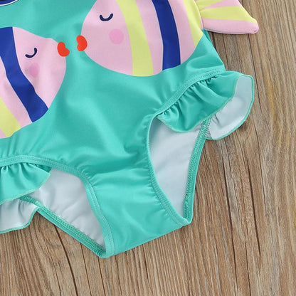 Mädchen-Badeanzug mit Fisch-Design – Zweiteiliges Set mit Badekappe